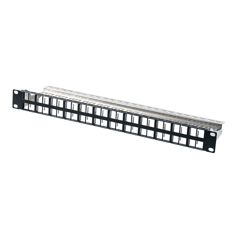 رف فارغ محمي مقاس 19 بوصة مزود بـ 24 منفذًا (إصدار غير مرقم) SP-3407-24P